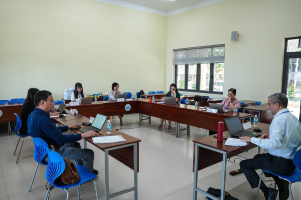 TRƯỜNG ĐẠI HỌC NHA TRANG ĐĂNG CAI VÒNG SƠ KHẢO GIẢI THƯỞNG KHOA HỌC & CÔNG NGHỆ  DÀNH CHO SINH VIÊN TRONG CƠ SỞ GIÁO DỤC ĐẠI HỌC NĂM 2025