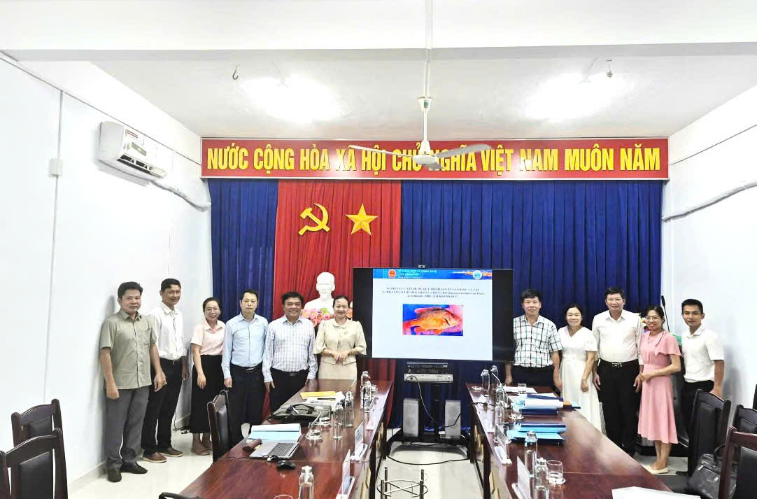 Nghiệm thu kết quả đề tài NCKH cấp tỉnh “Nghiên cứu xây dựng quy trình sản xuất giống và thử nghiệm nuôi thương phẩm cá hồng đỏ (Lutjanus malabaricus Bloch & Schneider, 1801) tại Khánh Hòa”